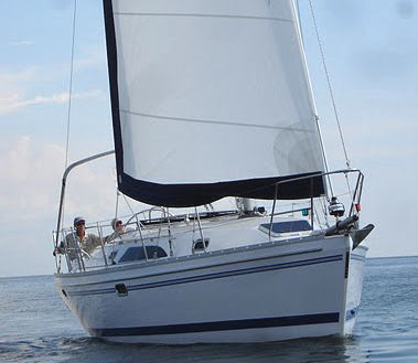 c355Bow under sail.jpg